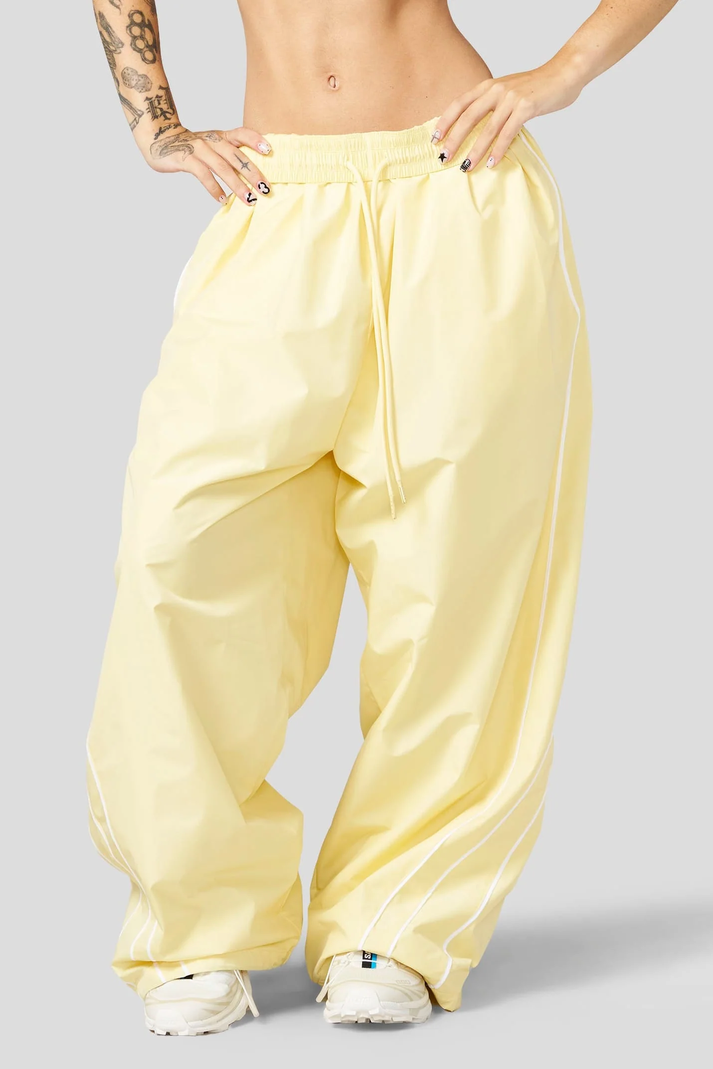 W2300 - Elevate Track Pants